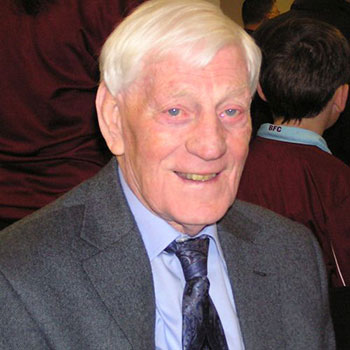 Les Shannon visiting Turf Moor in 2006 - credit Tony Scholes